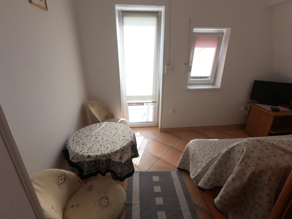 O.W. "Joasia I Maciek" Hotel Jarosławiec Eksteriør billede